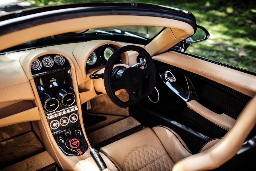 Интерьер Noble M600 Speedster 2016 года  (фото 3 из 6)